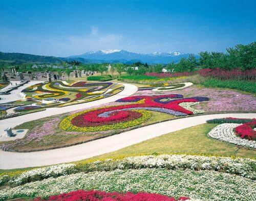 国営みちのく杜の湖畔公園