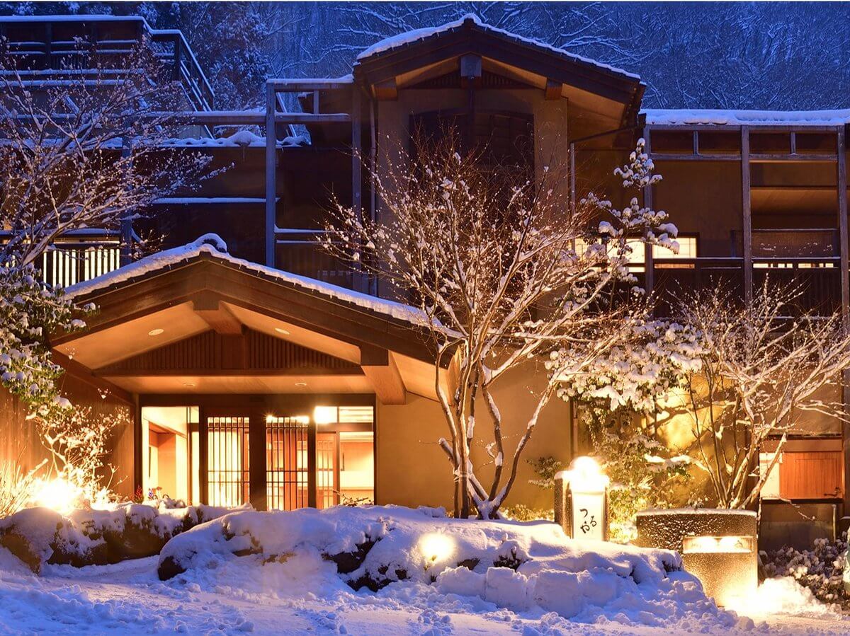 鹿覗きの湯　つるや